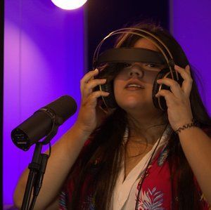 Meet your Posher, Manuela